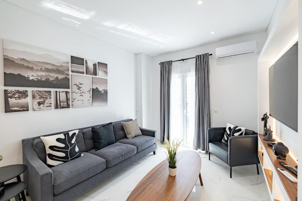 Spacious And Modern Flat At Koukaki, Near Acropolis Athens Exterior photo