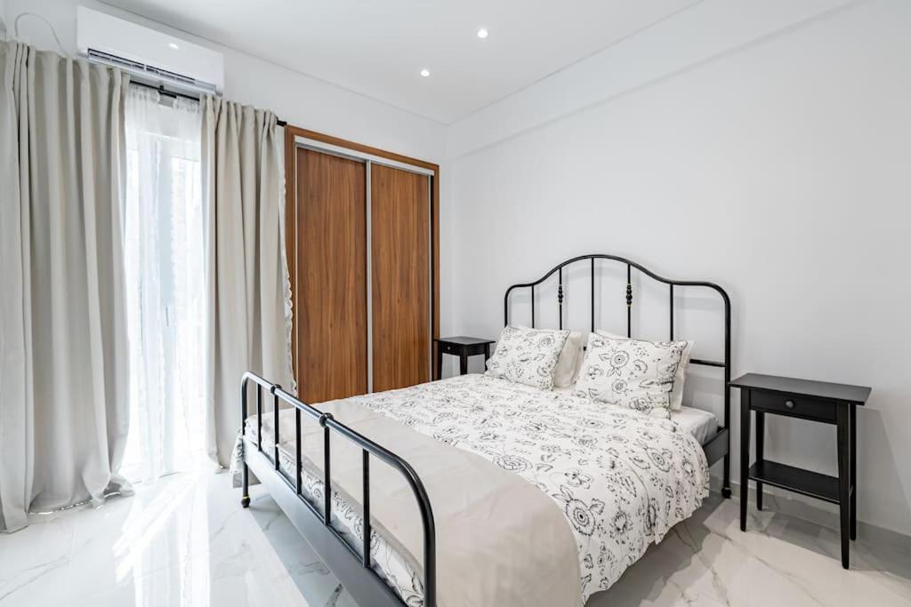 Spacious And Modern Flat At Koukaki, Near Acropolis Athens Exterior photo