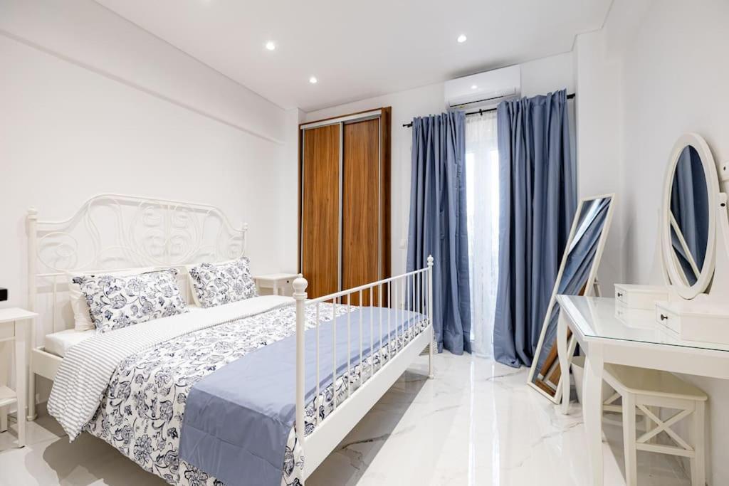 Spacious And Modern Flat At Koukaki, Near Acropolis Athens Exterior photo